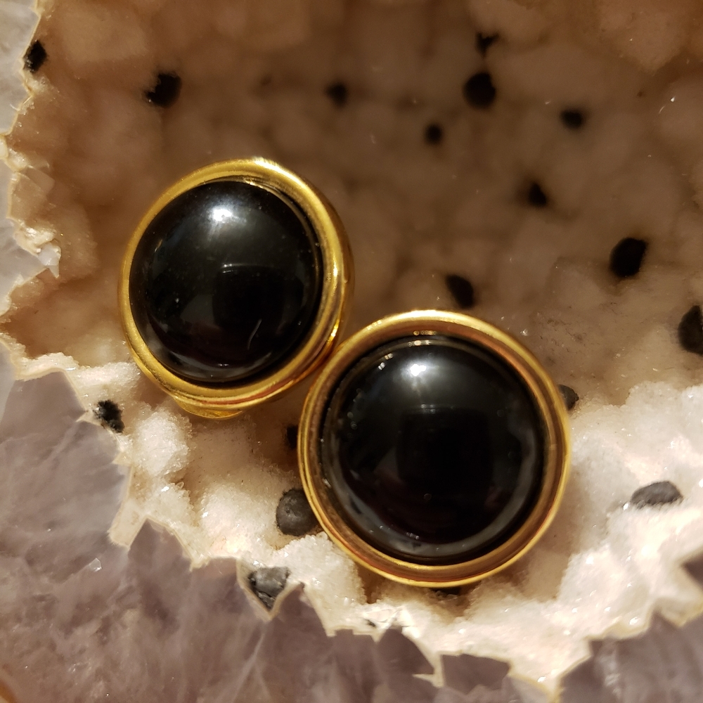 Monet Vintage Clip On Black Gold Tone Earrings!